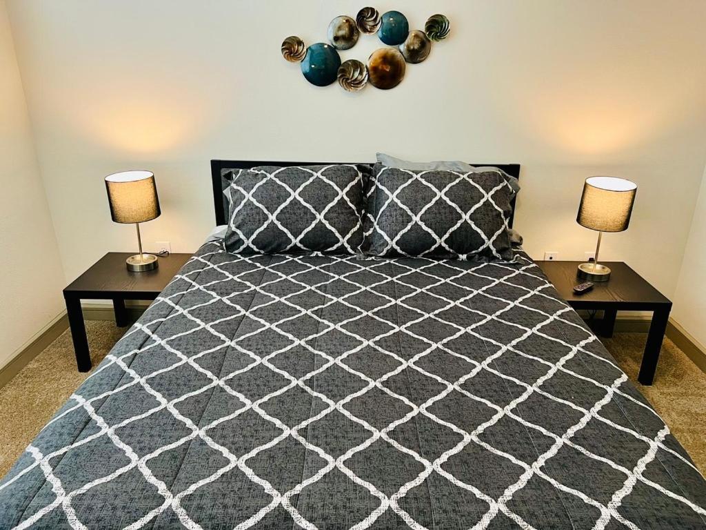 Downtown Apt Free Parking - Pool - Gym - Fully Kitchen Houston Kültér fotó