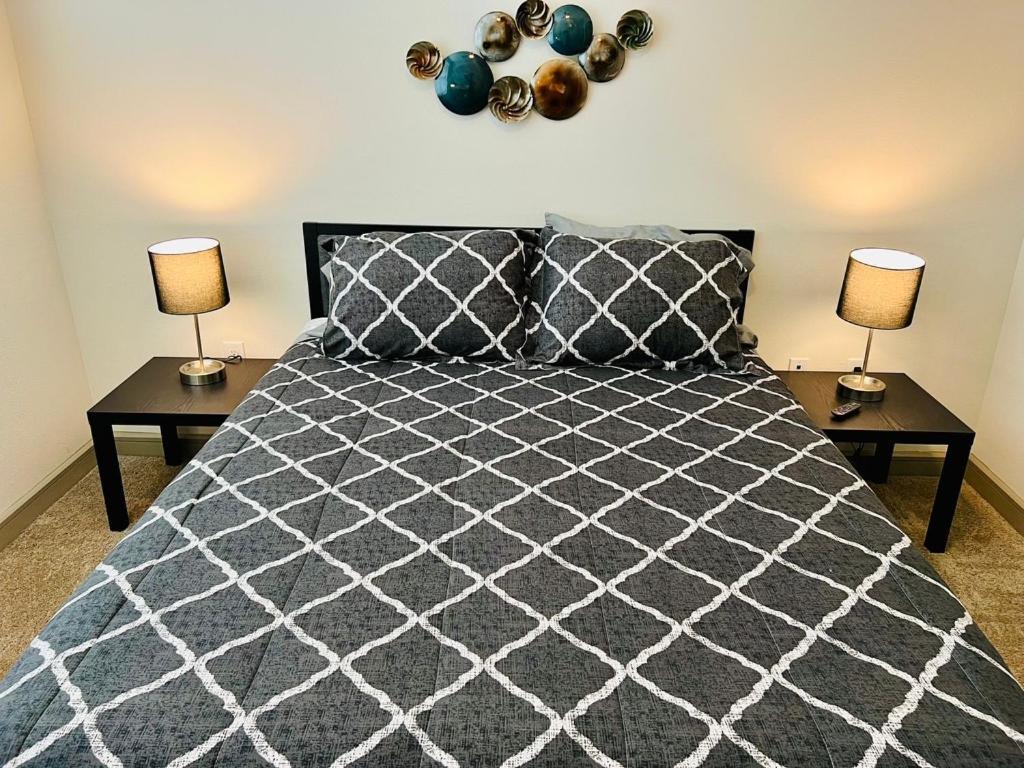 Downtown Apt Free Parking - Pool - Gym - Fully Kitchen Houston Kültér fotó